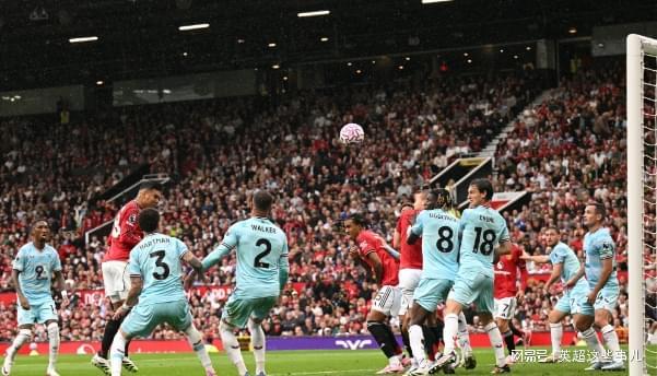 第95分钟点射绝杀！B费完成救赎，曼联狂轰26脚，终于取首胜！