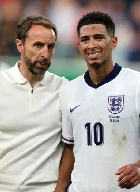 在线入口-西班牙夺冠主帅有功 英格兰失利怪南门  快请瓜帅