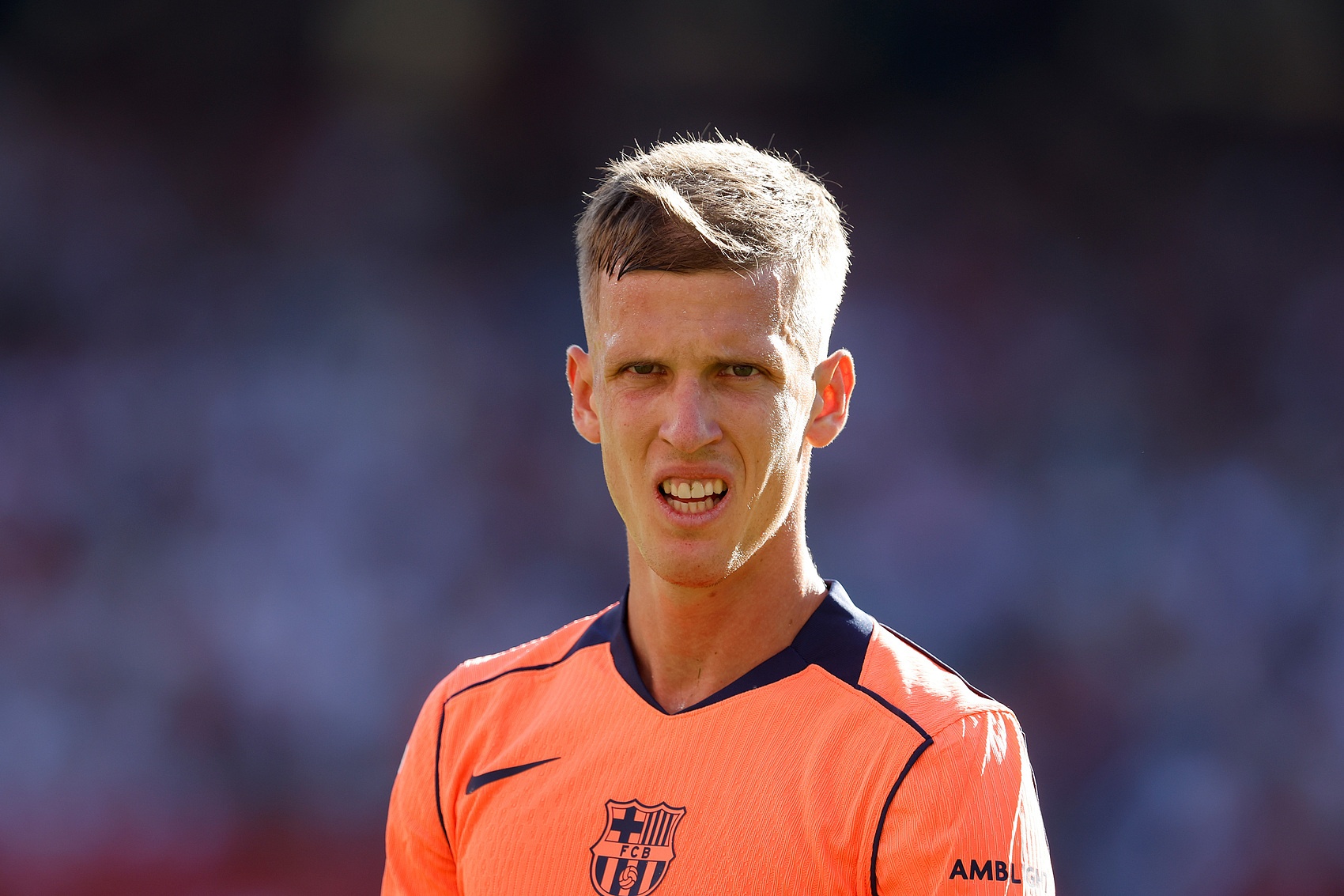 开云体育-奥尔莫：我与费尔明可以在场上默契配合，希望佩德里伤势轻微